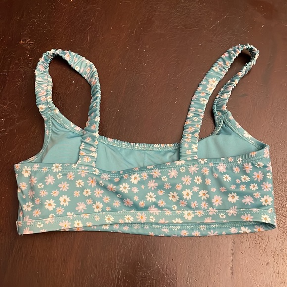 Bundle of 2 Bikini Tops - Picture 5 of 6